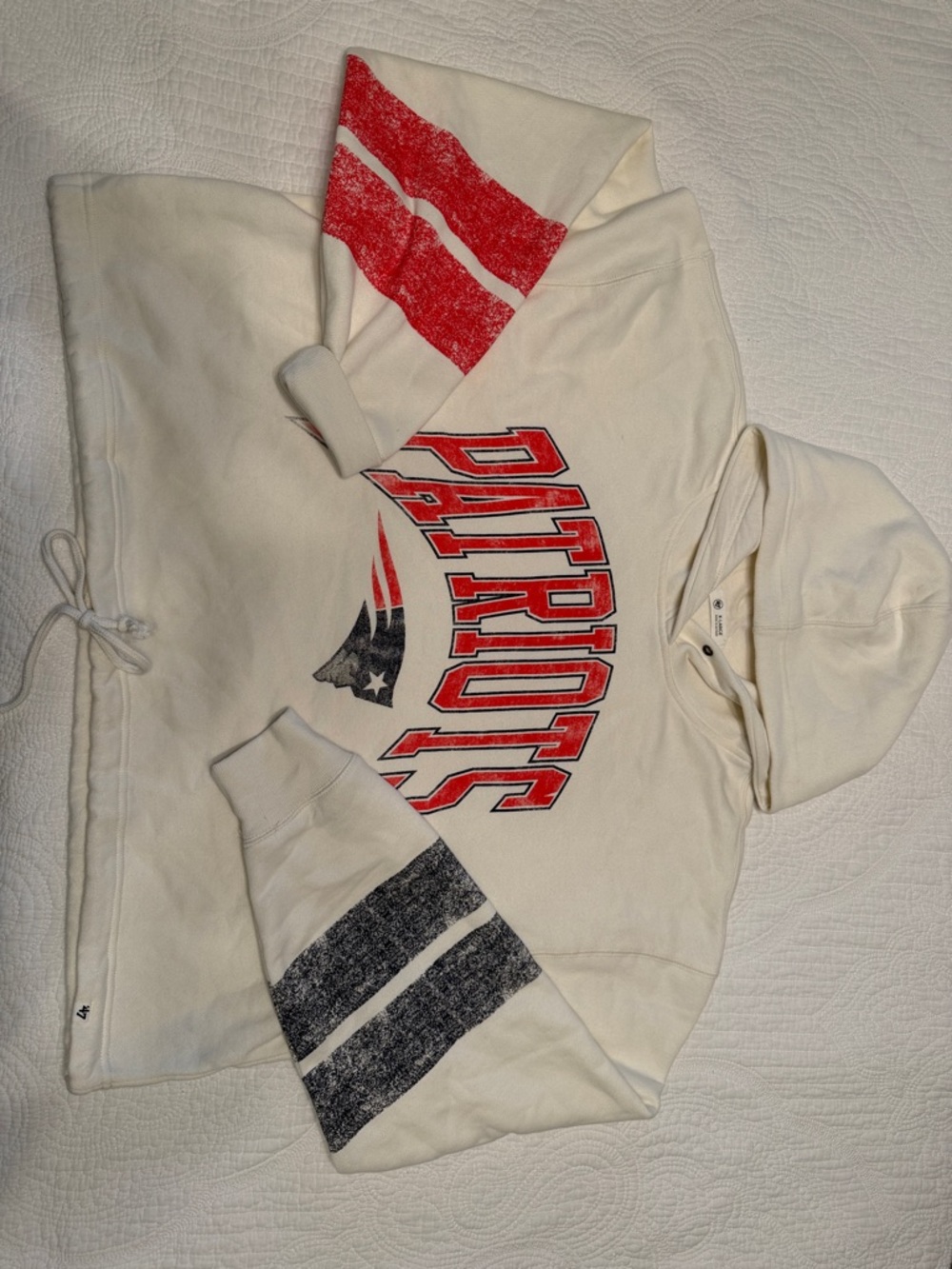Cream Patriots Graphic Hoodie Sweater - Women's